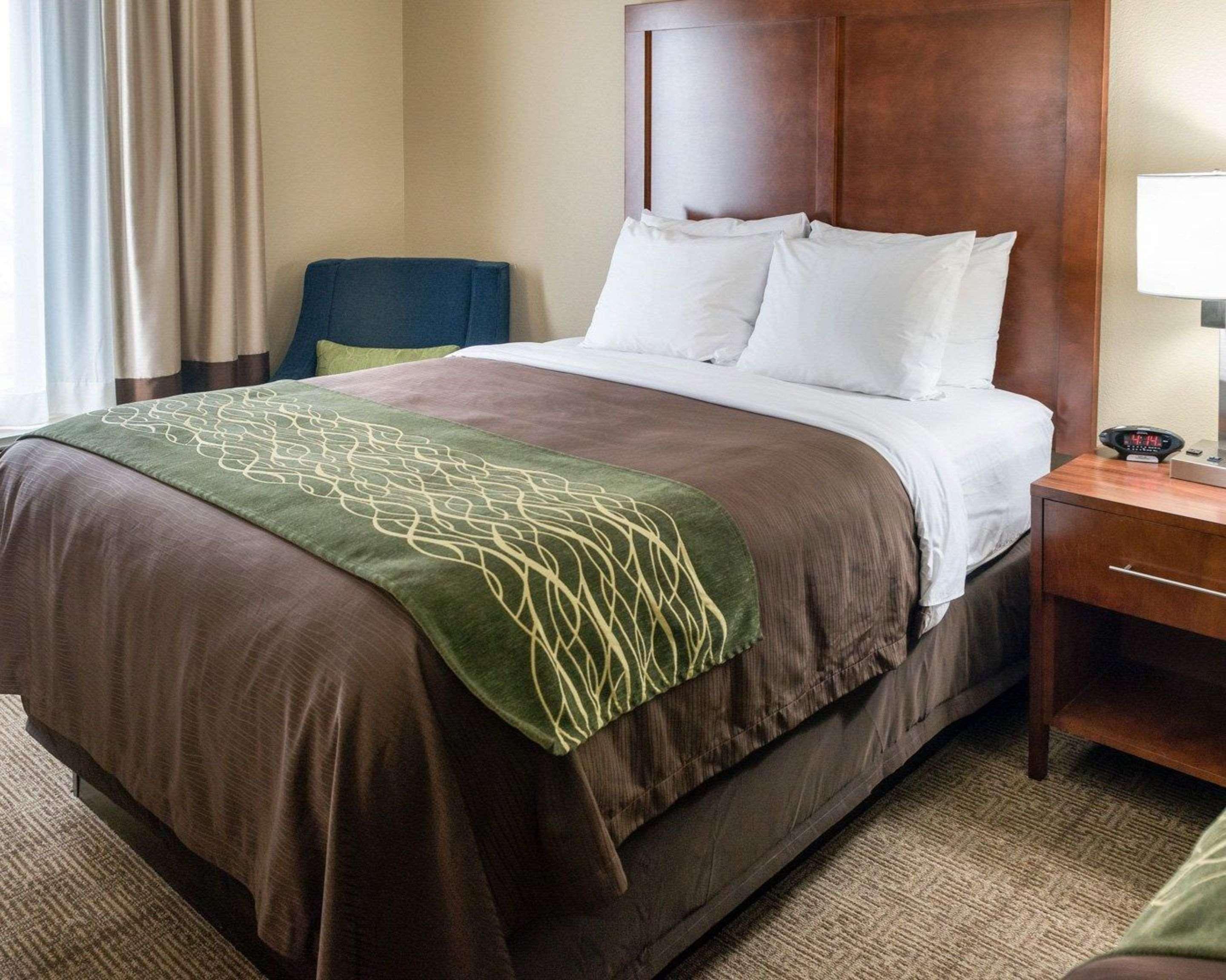 Comfort Inn & Suites West - Medical Center Rochester Exteriör bild