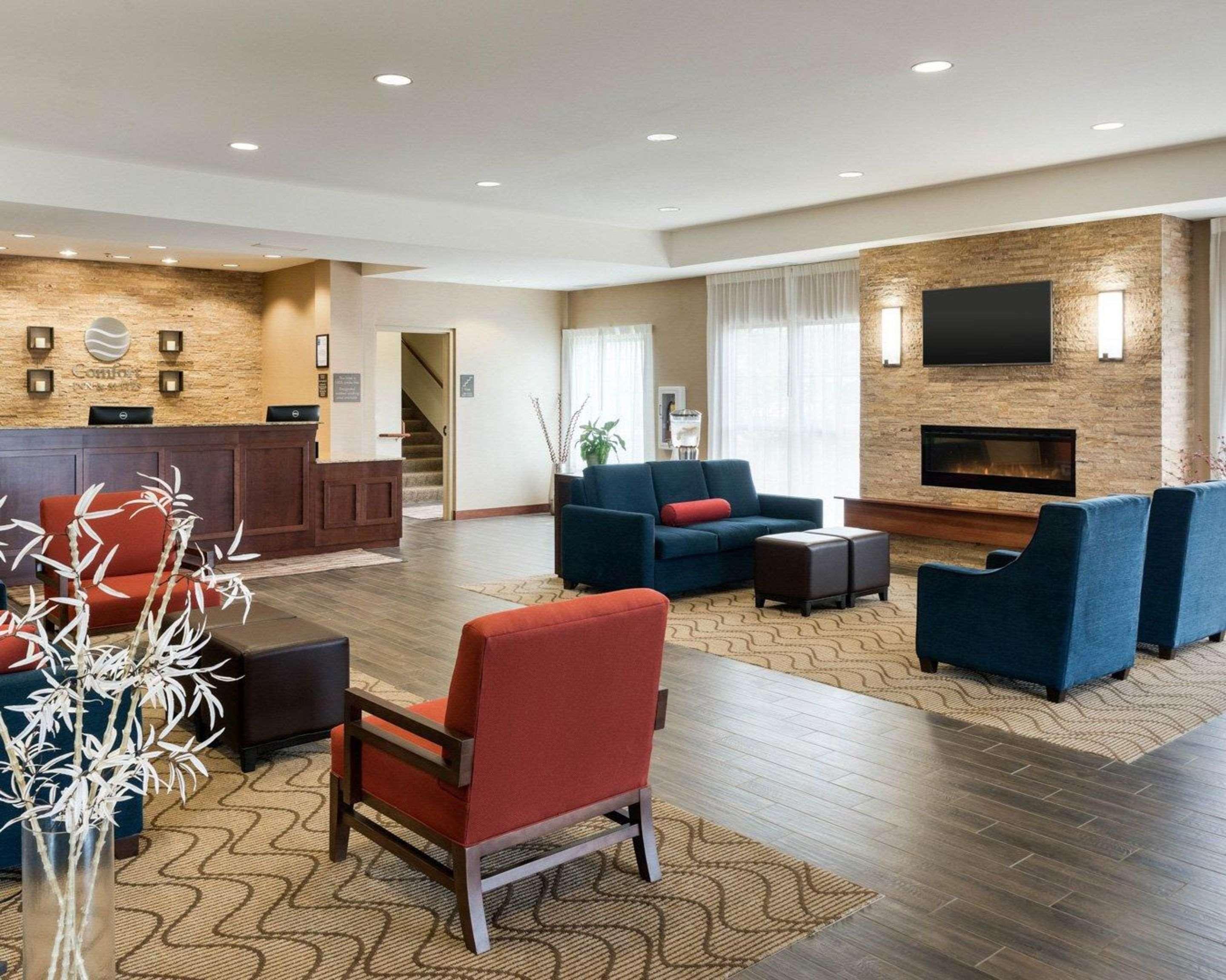 Comfort Inn & Suites West - Medical Center Rochester Exteriör bild